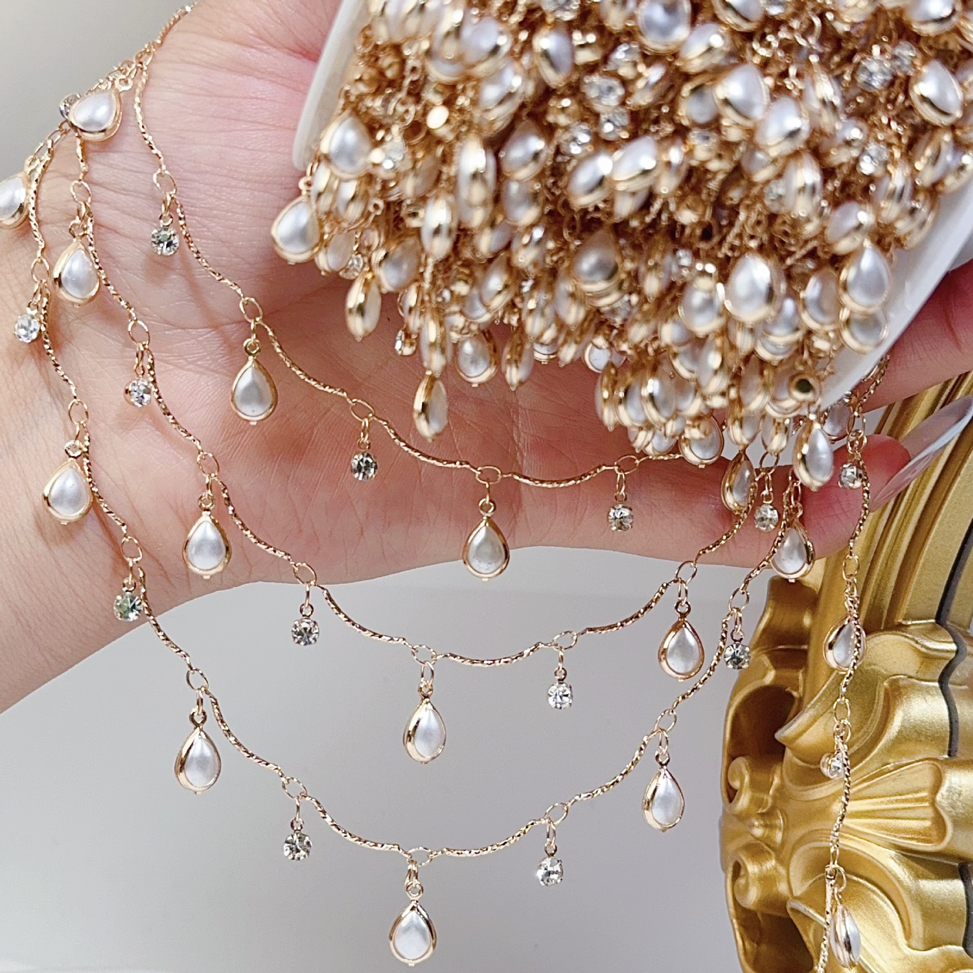 0.5/1/2M Exquisite Curved Stic – Pearl Trim Chain Bewertung und Preis