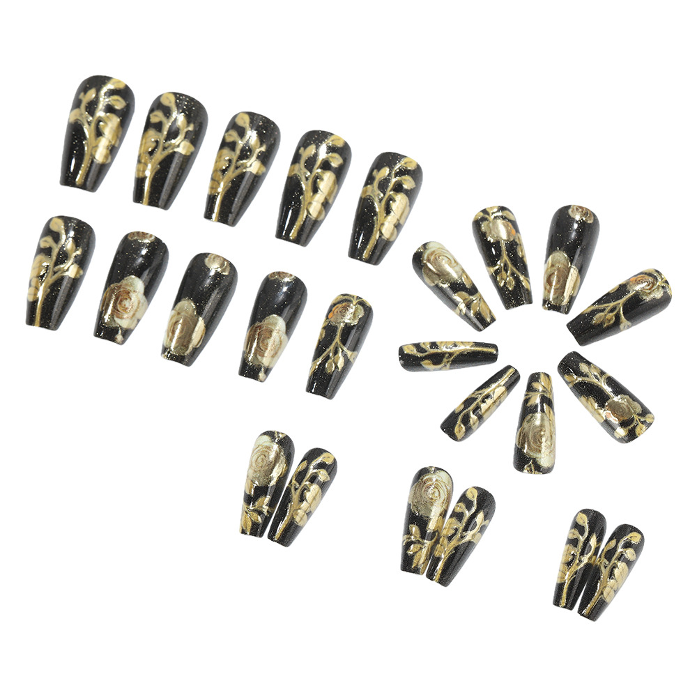 3D fake nails for women girls  – Embroidery Embellishments Bewertung und Preis