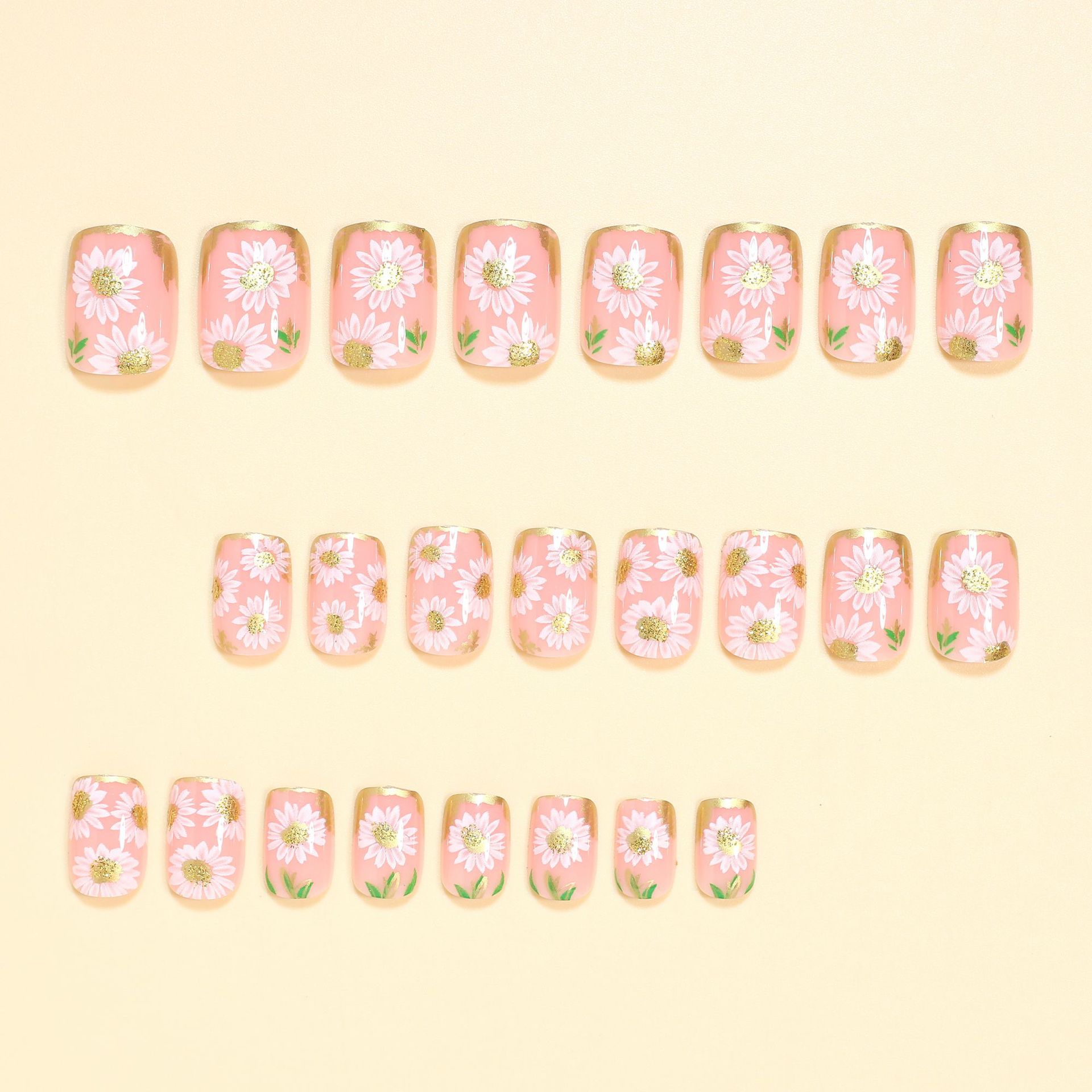 Short Square fake nails golden – Embroidery Embellishments Bewertung und Preis