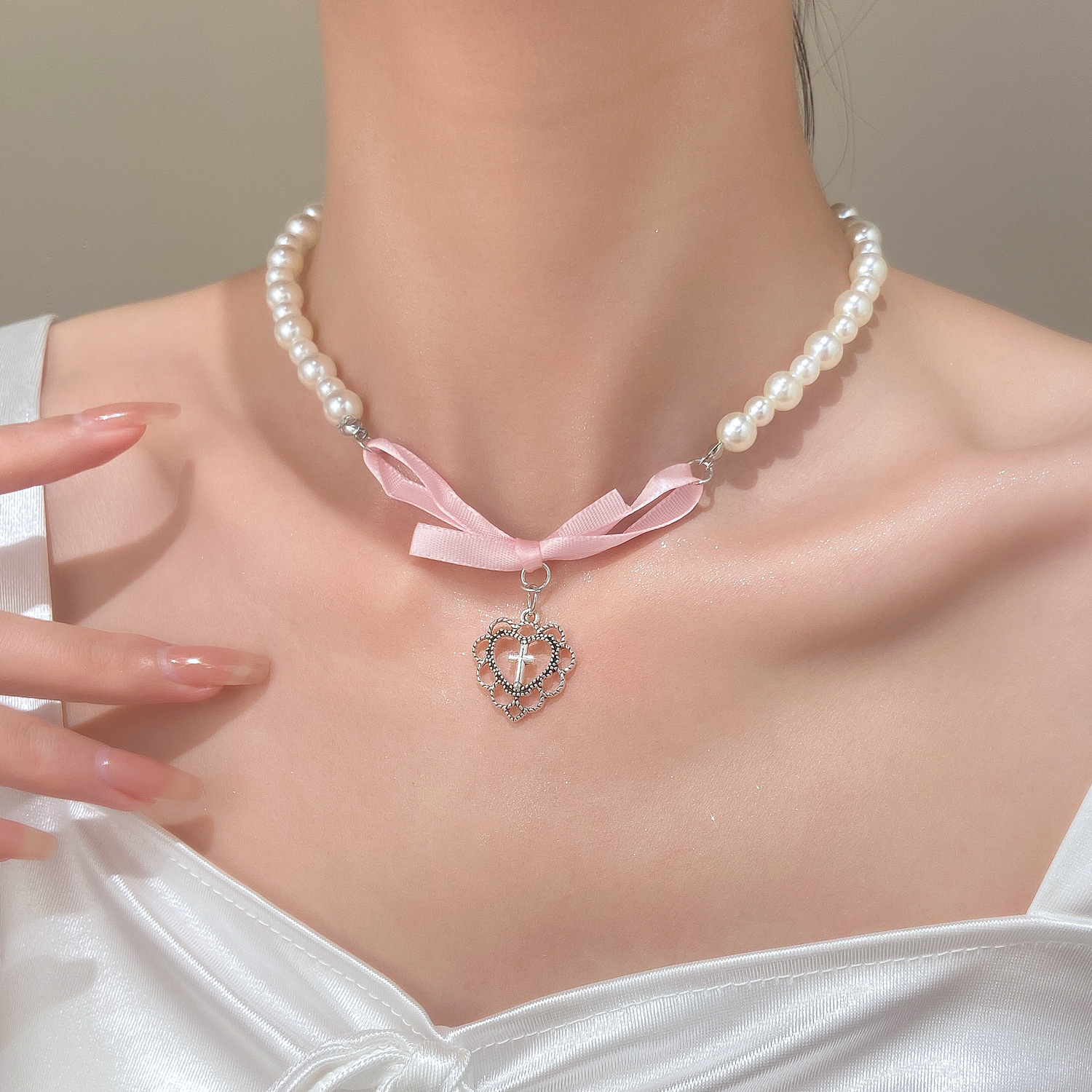 French Romantic Pink Bowknot H – Pearl Trim Chain Bewertung und Preis